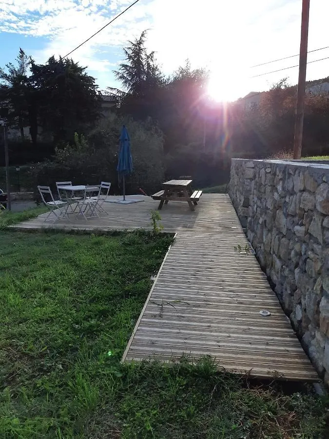 Gites Aux Gres De L'Eau Mercuer Holiday home