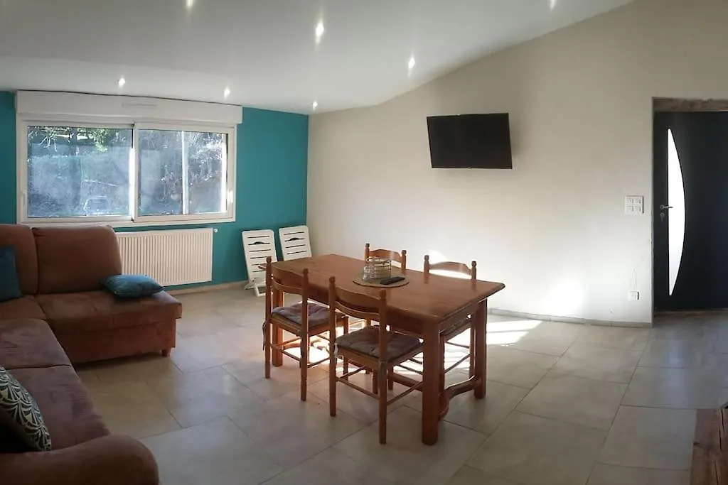 Gites Aux Gres De L'Eau Mercuer Holiday home